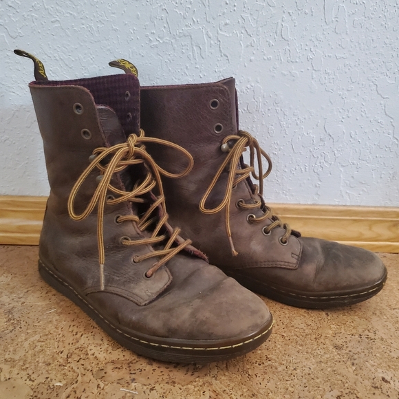 Dr. Martens Shoes - Doc Martens TEHANI Boots 8